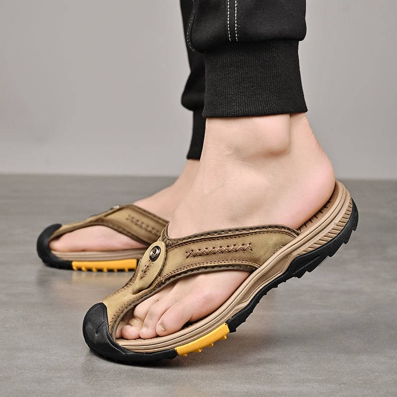 Herren-Sportsandalen mit geschlossener Spitze