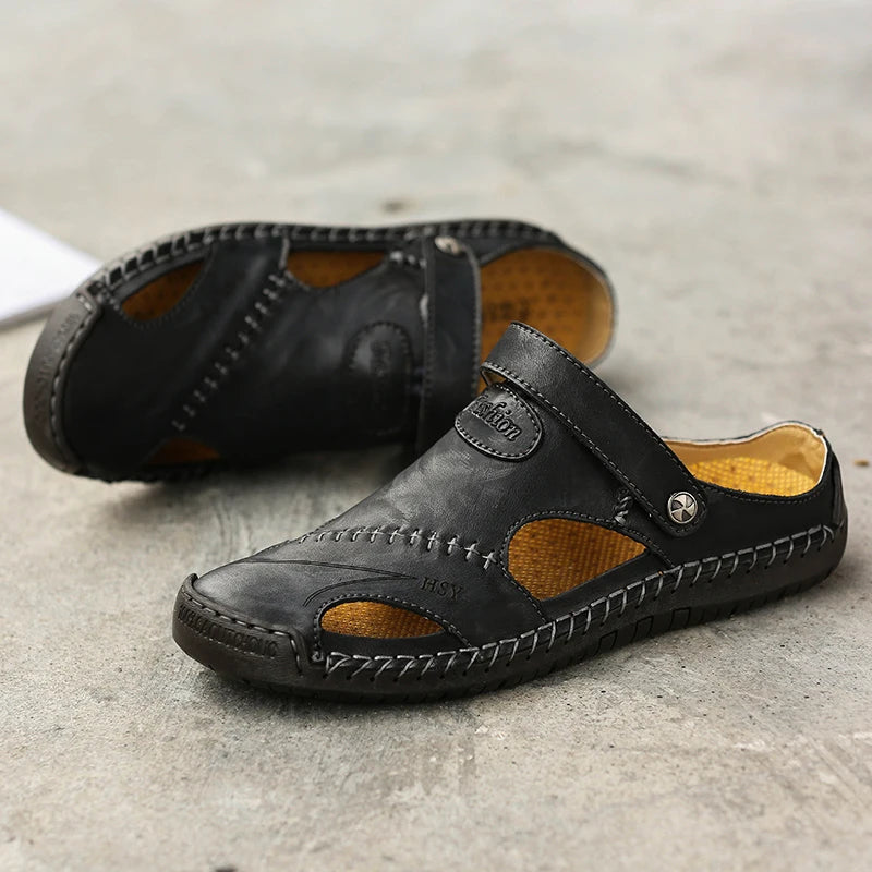 Herren-Sandalen mit verstellbarem Fersenriemen