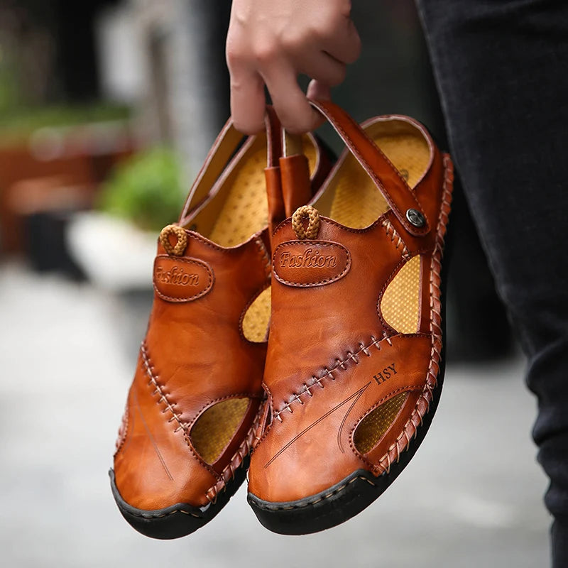 Herren-Sandalen mit verstellbarem Fersenriemen