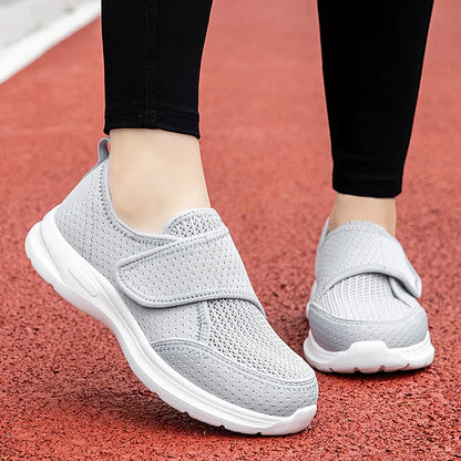 Weite Orthopädische Gehschuhe für geschwollene Füße mit verstellbarem Riemen