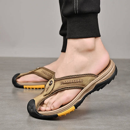 Herren-Sportsandalen mit geschlossener Spitze