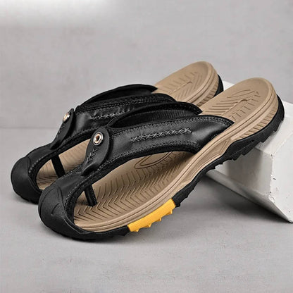 Herren-Sportsandalen mit geschlossener Spitze