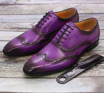 Herren-Oxford-Schuhe mit Flügelkappen und Lochmuster