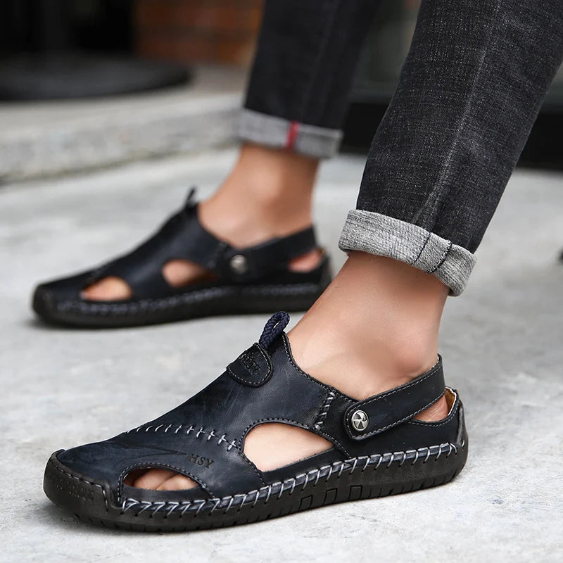 Herren-Sandalen mit verstellbarem Fersenriemen