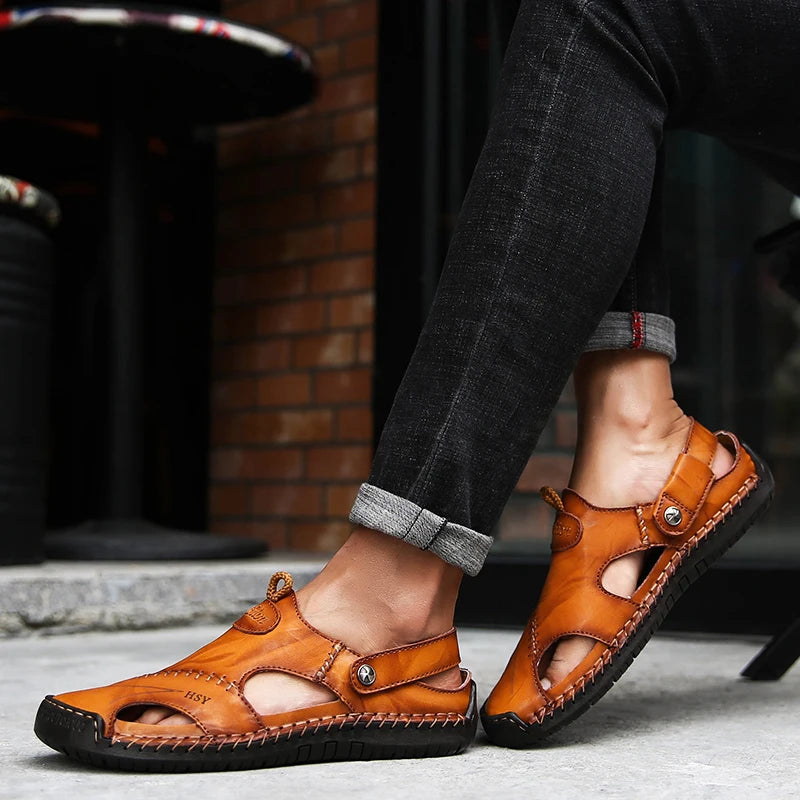 Herren-Sandalen mit verstellbarem Fersenriemen