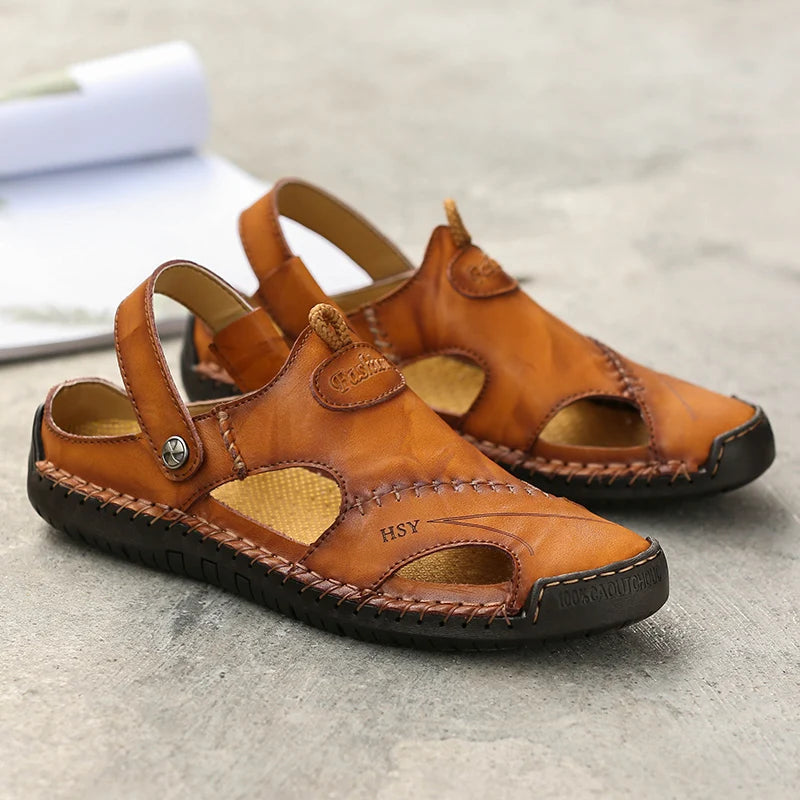 Herren-Sandalen mit verstellbarem Fersenriemen