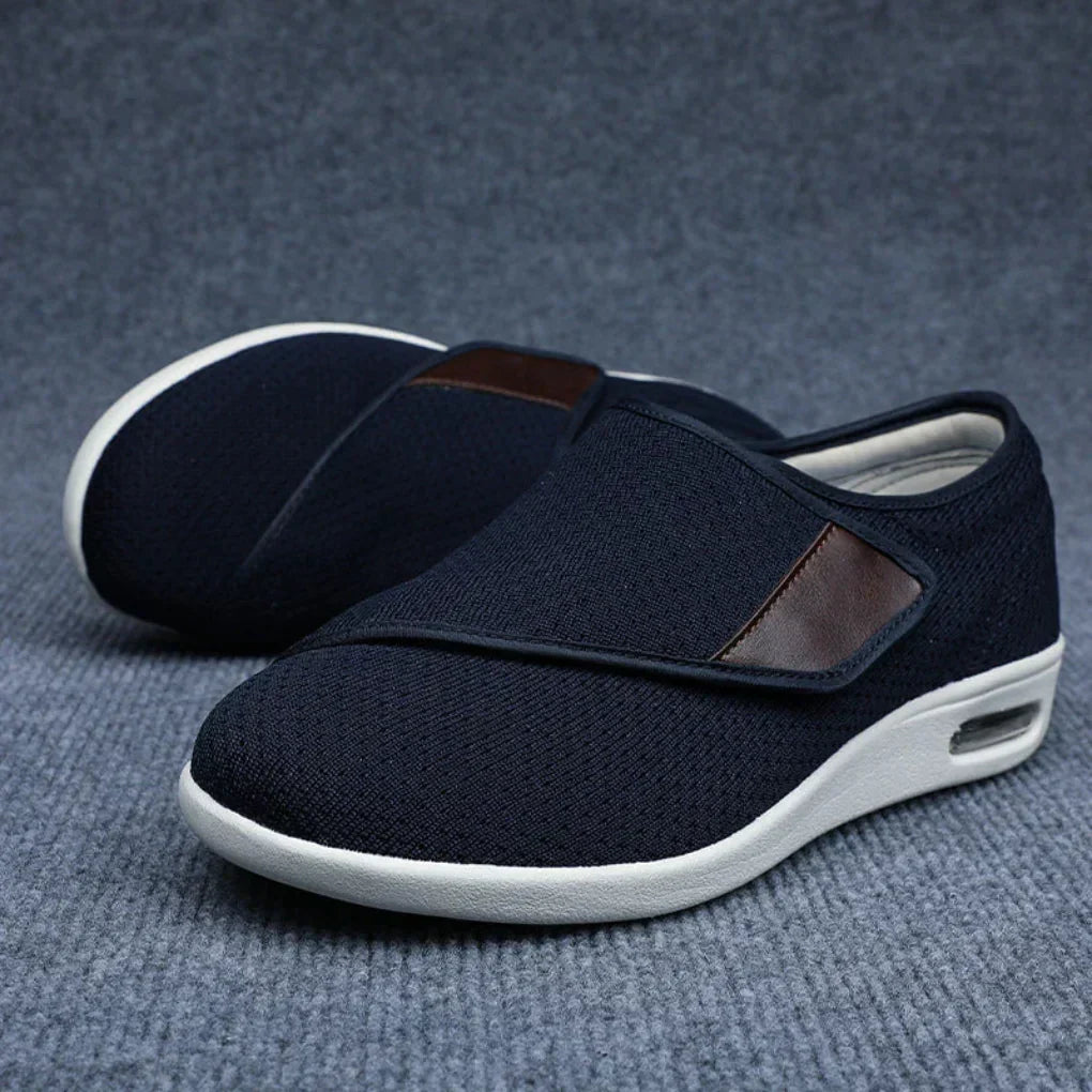 Herren-Freizeitschuhe mit weitem Zehenbereich